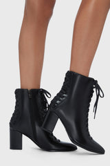 Hallowed Hour Boots