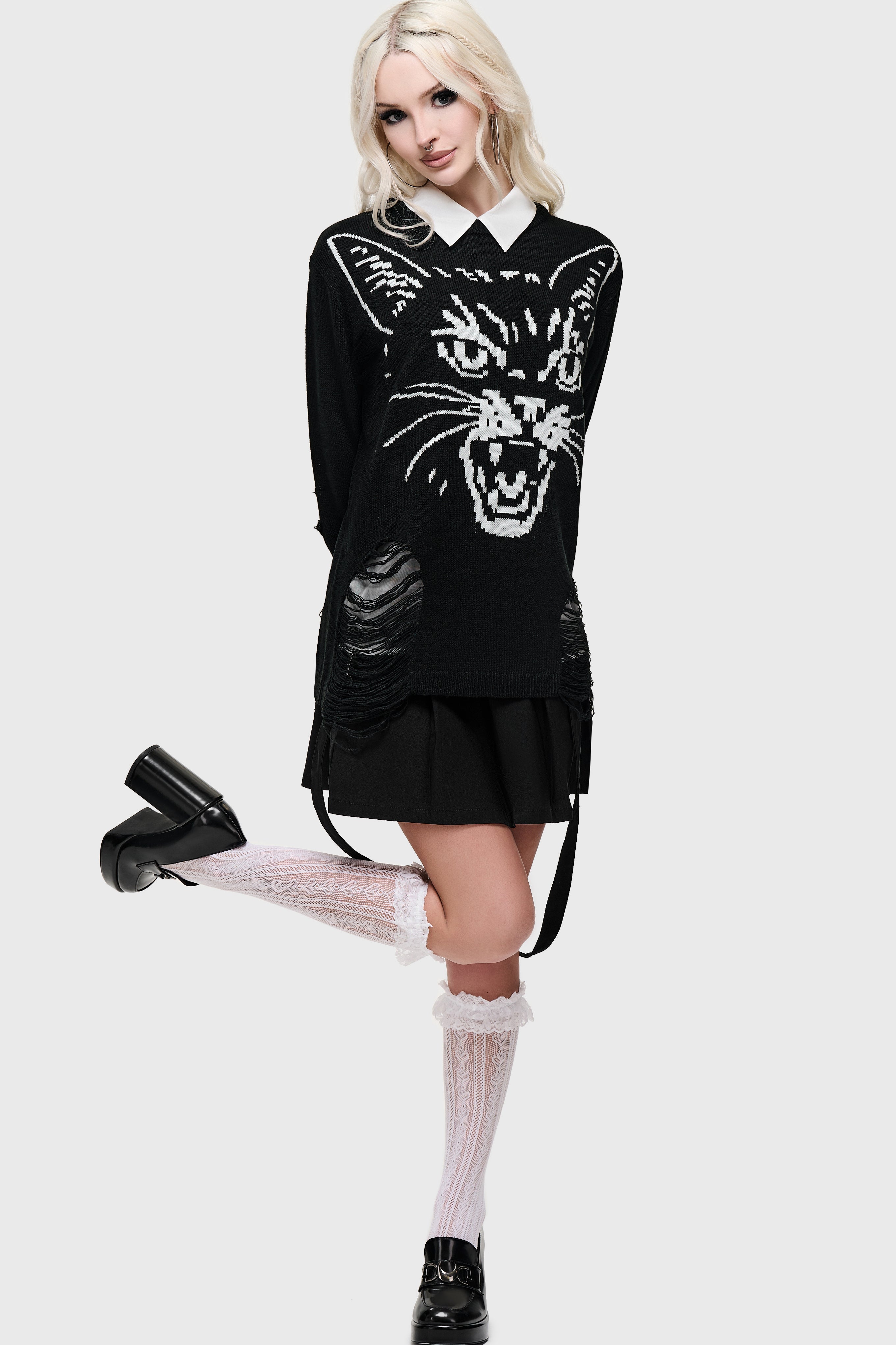 Fang Knitted Sweater