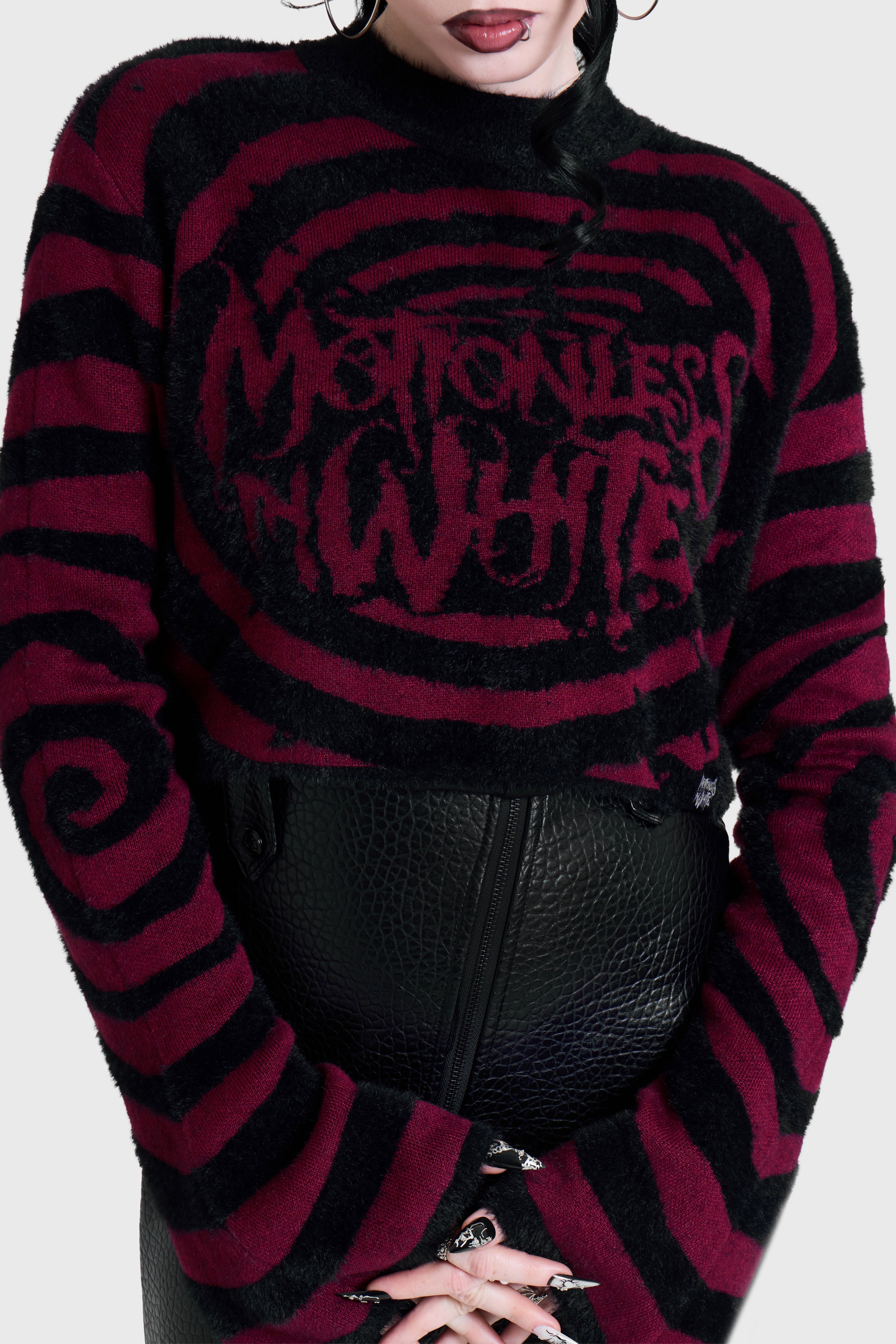 VOICES SPIRAL CROP KNIT SWEATER