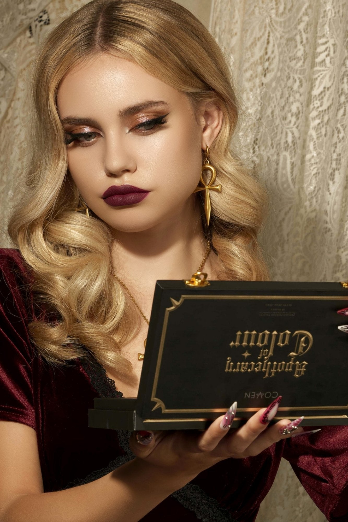 Velvet Grip Liquid Eyeliner CHALICE